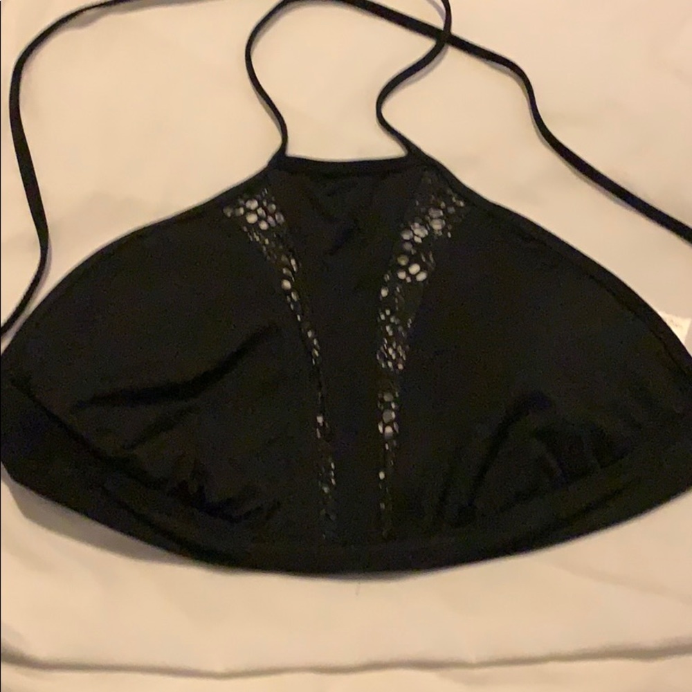 Black bikini top